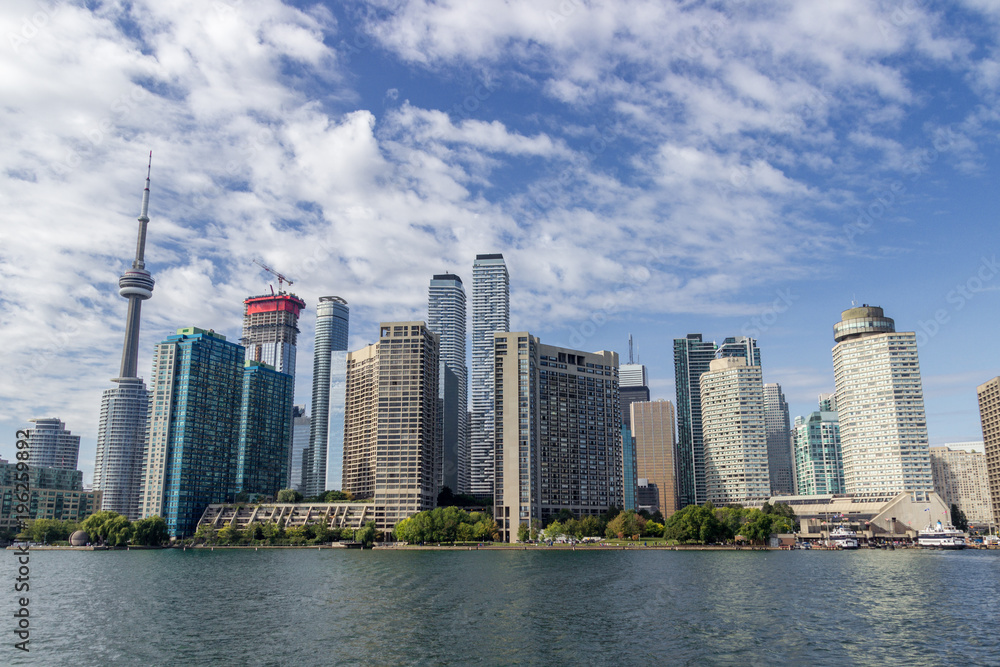 Obraz premium Skyline of Toronto w Ontario (Kanada)