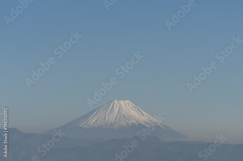 霞み 富士山