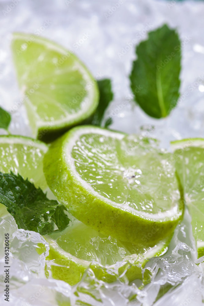 Lime slices mint Lime slices mint