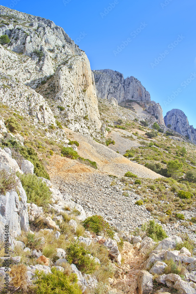 Trekking to the heights of Bernia Trekking to the heights of Bernia