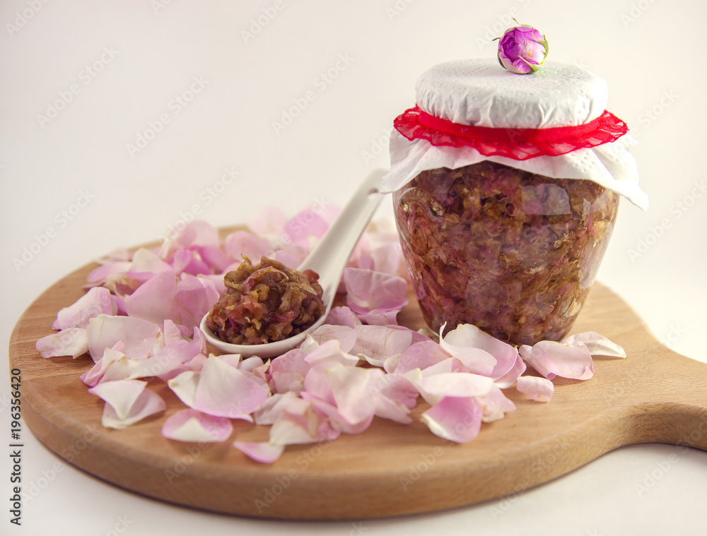 Naklejka premium sweet jam of rose