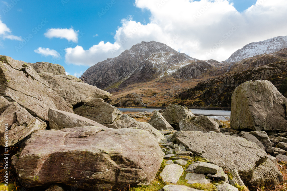 Mountains and Lakes in Snowdonia Mountains and Lakes in Snowdonia