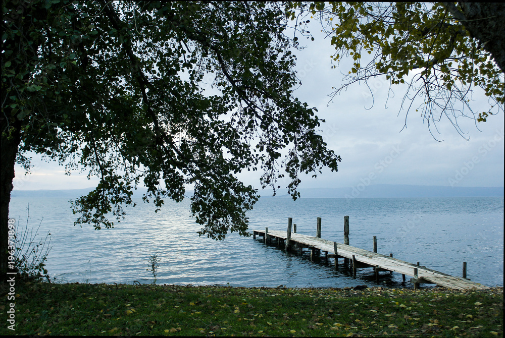 Fototapeta premium Pier On The Lake wallpaper