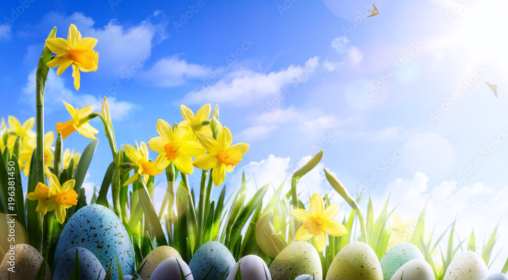 Fototapeta sztuka Wielkanoc tło; Wiosenne kwiaty i pisanki