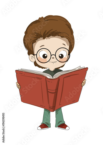 Niño leyendo un libro con gafas