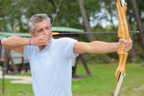 right archery position photo