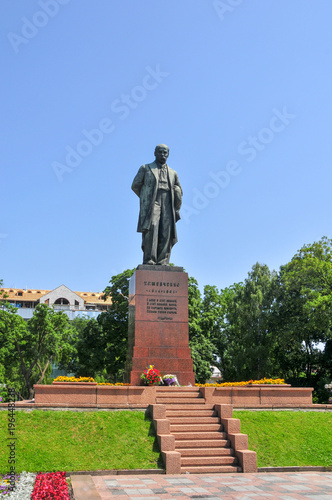 Monument to Taras Shevchenko - Kiev, Ukraine