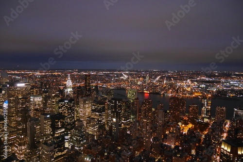 New York vue de nuit du Haut de l'Empire State Building - Manhattan - Etats-Unis