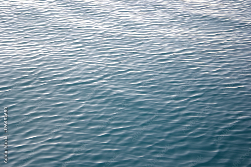 Naklejka premium Eau et vaguelettes