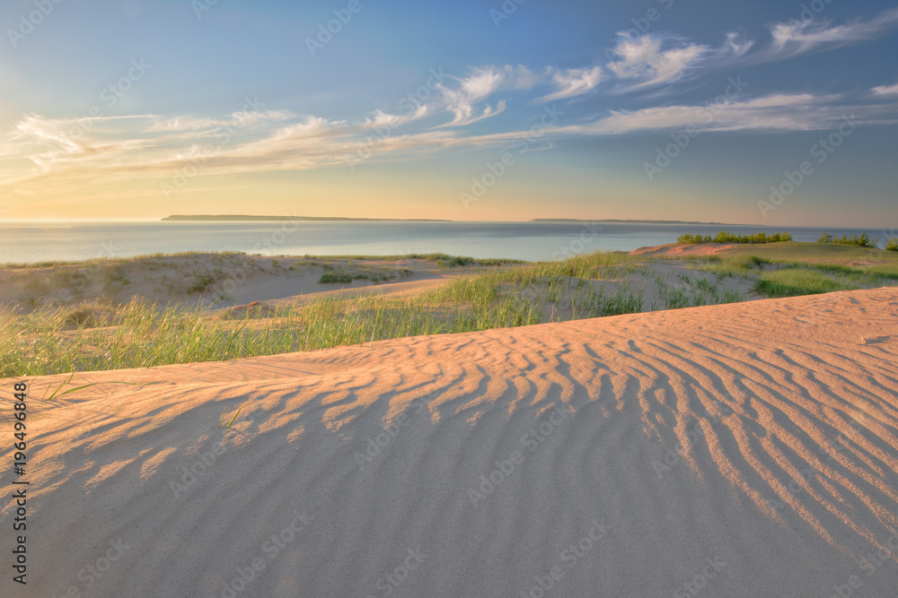 Fototapeta premium Sun-lit Dunes