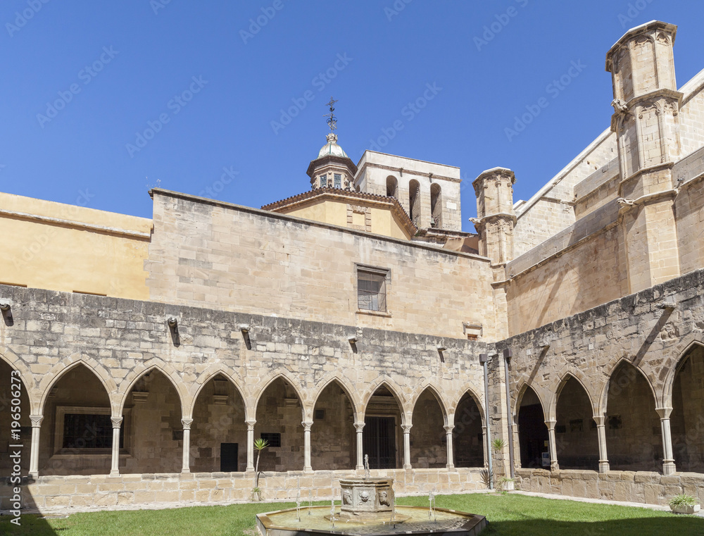 Architecture, religious building, Cathedral, Santa Maria de Tortosa, gothic and baroque style, cloister view, Tortosa, province Tarragona,Catalonia. Spain.