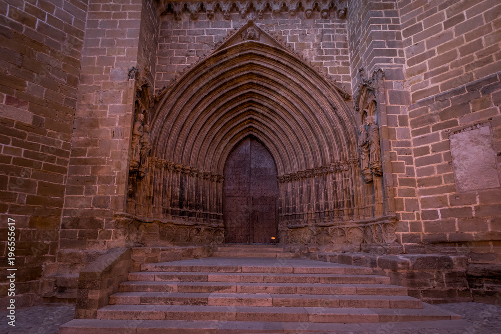 Puerta iglesia