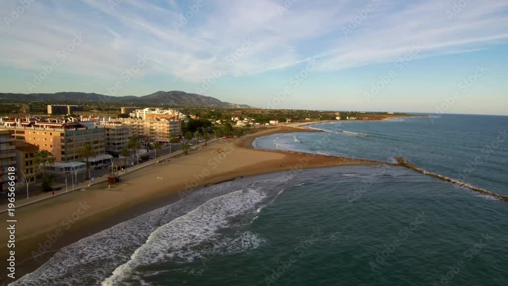 Drone en Playa Torrenostra en Torreblanca, localidad de Castellón en la Comunidad Valenciana, España. Video aereo con Dron Drone en Playa Torrenostra en Torreblanca, localidad de Castellón en la Comunidad Valenciana, España. Video aereo con Dron