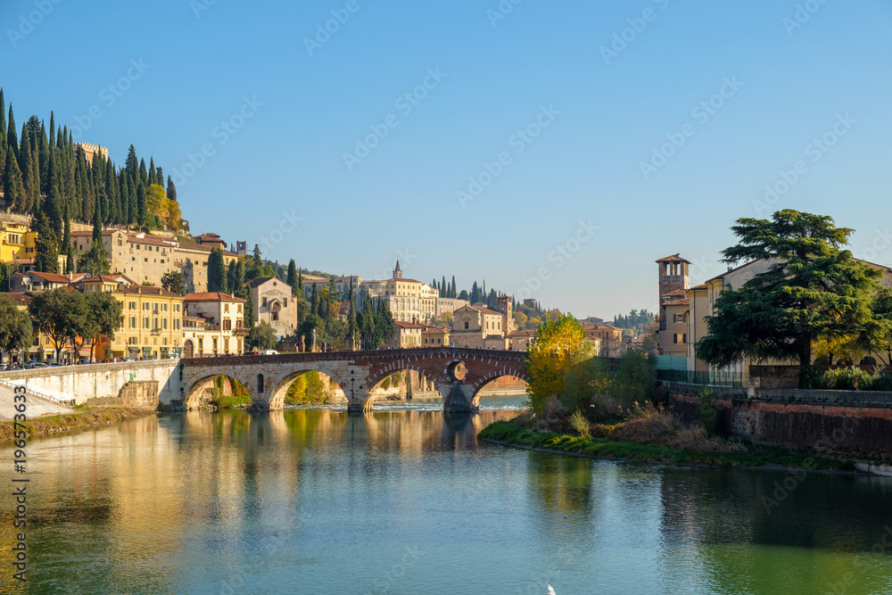 Obraz premium Ponte Pietra bridge on Adige river