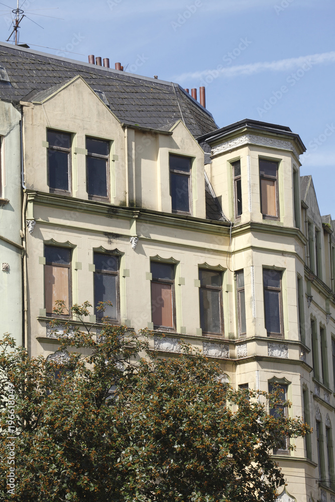 Alte verfallene Mehrfamilienhäuser in Bremerhaven-Lehe