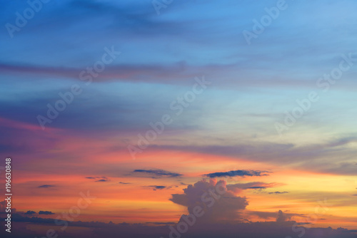 Fototapeta Naklejka Na Ścianę i Meble -  The beauty of colorful clouds in twilight background
