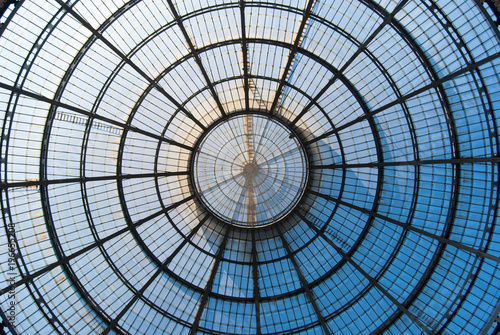 Central glazing of Vittorio Emanuele in the center of Milan