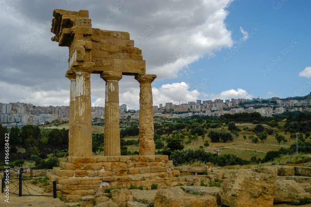 Der Dioskurentempel Im Tal der Tempel von Agrigento