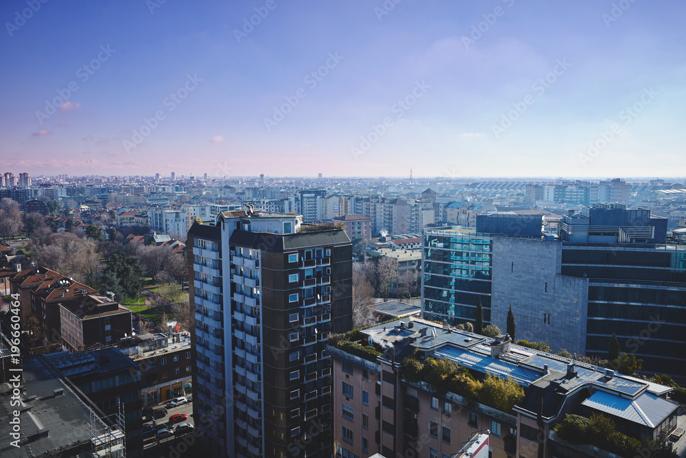 Obraz premium Milano vista dall'alto con grattacieli
