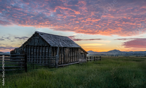 Sunrise Barn
