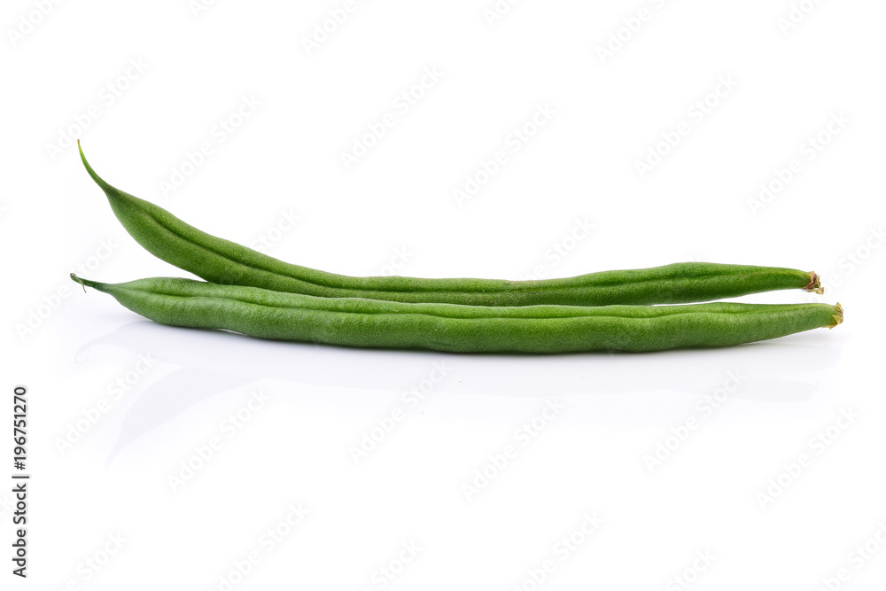 Fototapeta premium Green beans on white background