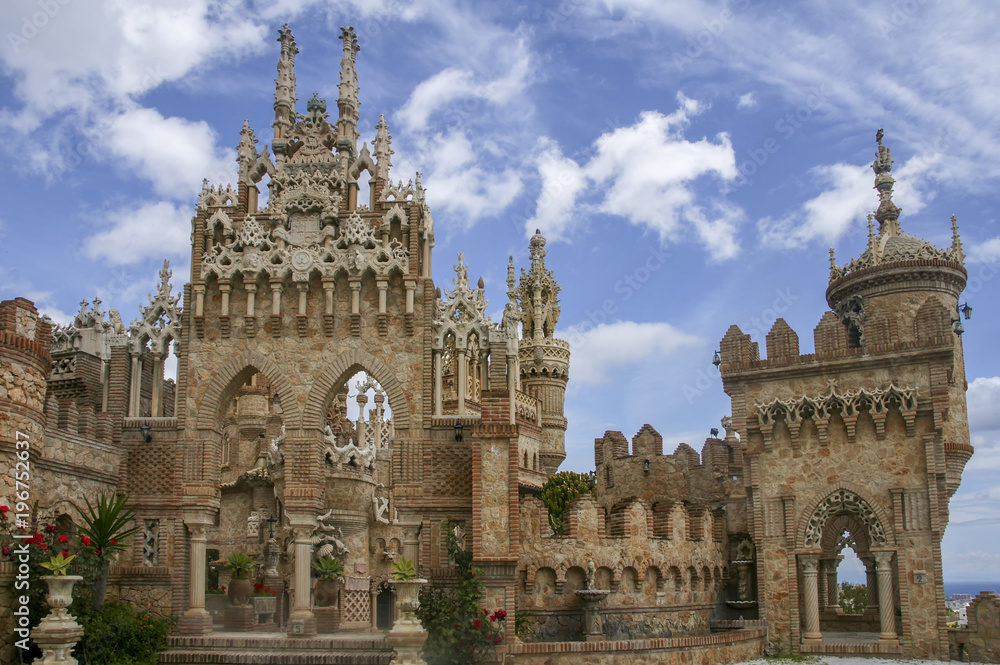 Obraz premium Castillo de Colomares en el municipio de Benalmádena, Andalucía
