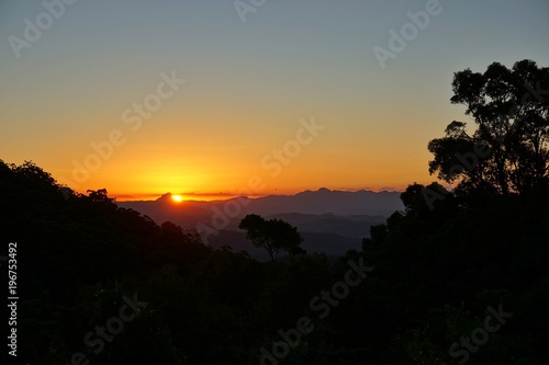 Sonnenuntergang im Lamington Nationalpark, Queensland, Australien 