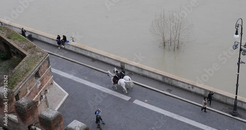 Mounted police are patrolling the tourist route of Rome