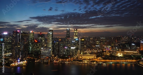 Skyline von Singapur in der Nacht  Asien