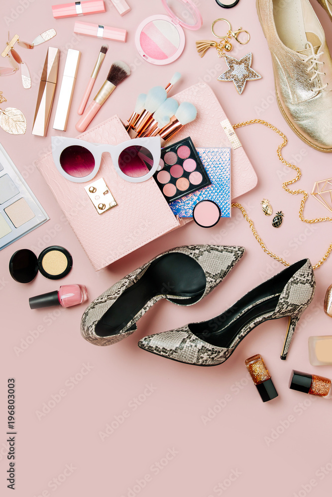 Fashion accessories store