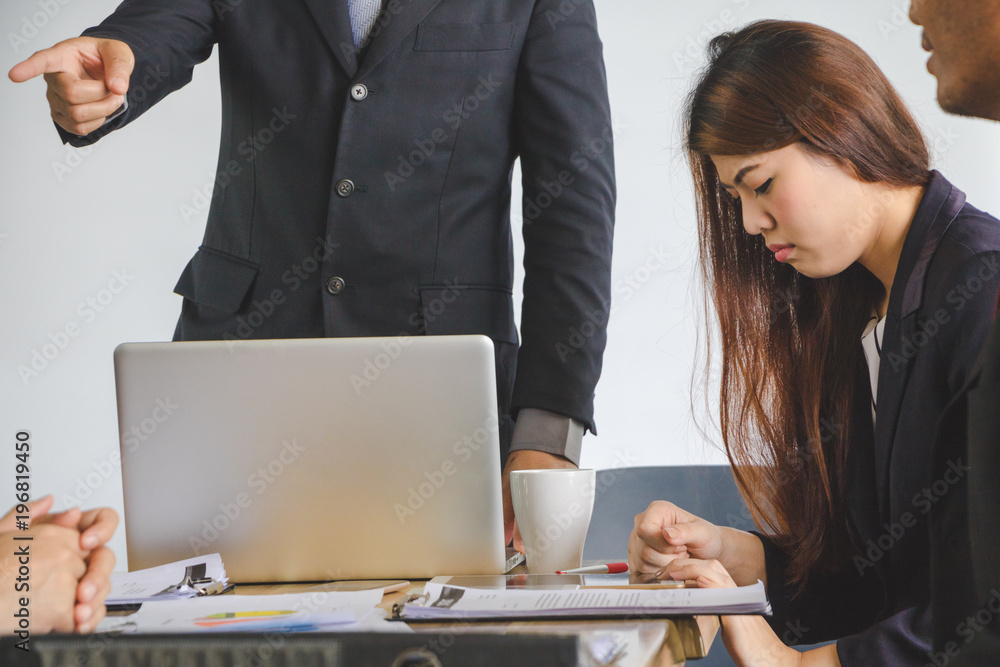 Business people are discussing work. Business people are discussing work.
