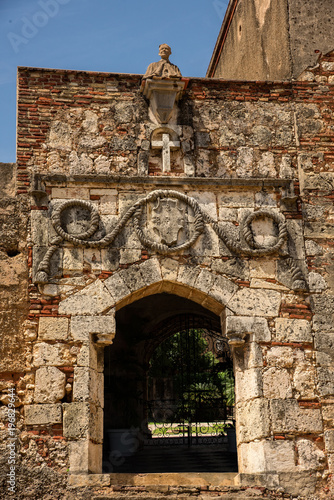 Wallpaper Mural rovina chiesa di san francesco in santo domingo Torontodigital.ca