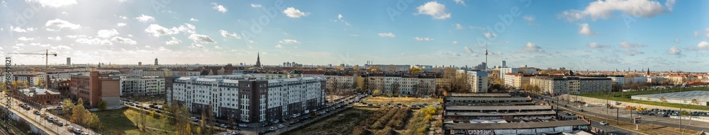 Berlin City Panorama bei Tag mit Fernsehturm