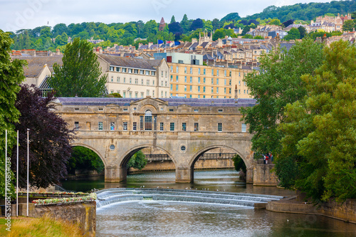 Tableau sur toile Pulteney Bridge over River Avon, Bath, Somerset, England
