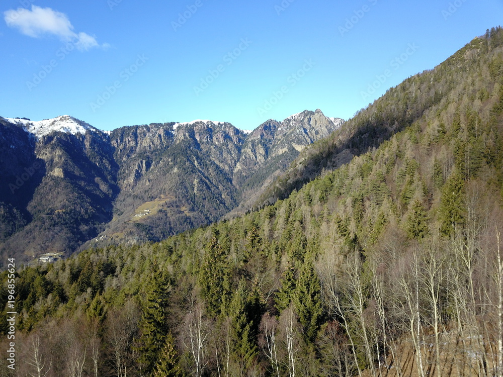 Vista aerea delle Alpi Orobie, Italia