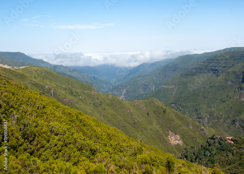 Fototapeta Naklejka Na Ścianę i Meble -  View the pass Boca da Encumeada in Madeira. Portugal