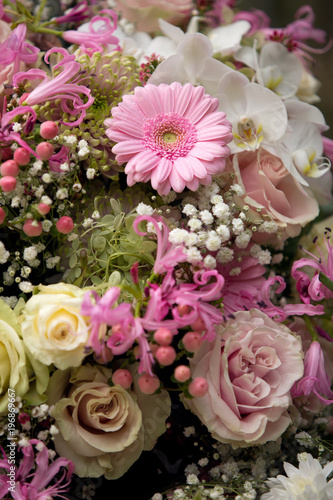 Pink flower arrangement © lumberman71