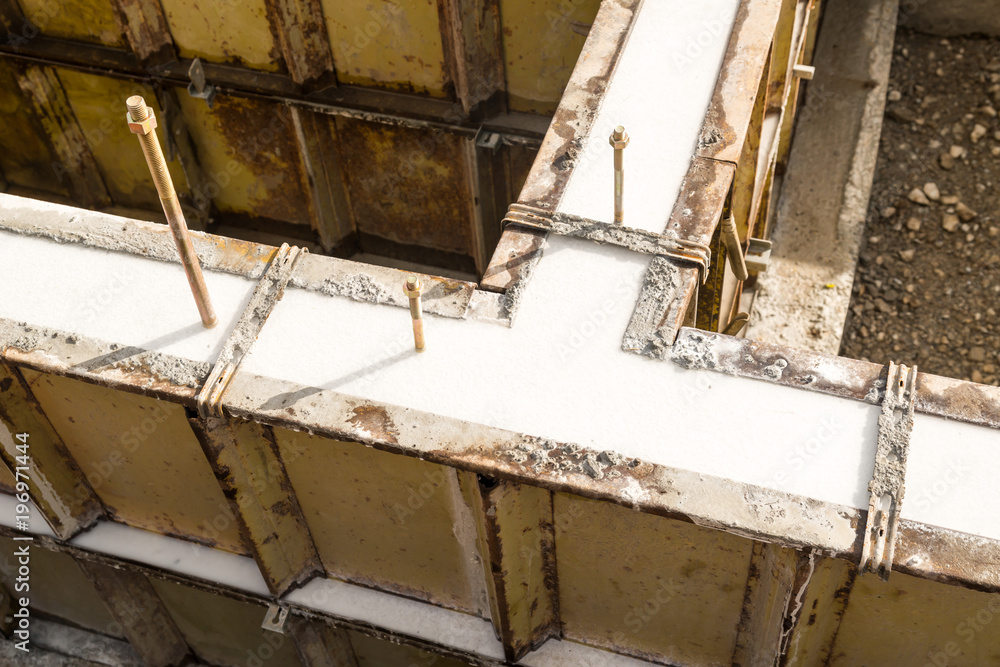 住宅建設　基礎工事