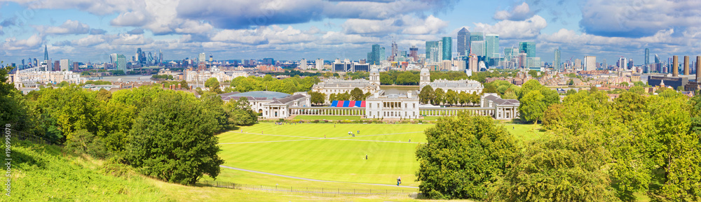 London - The panorama of the Canary Wharf and the City from Greenwich park.