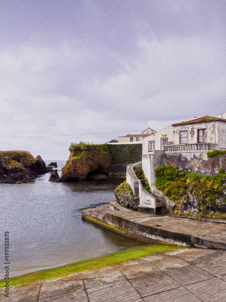 Foto de Porto Velho, old port, Santa Cruz das Flores, Flores Island,  Azores, Portugal do Stock | Adobe Stock