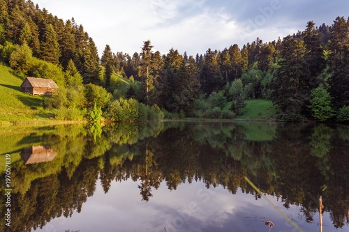 Fototapeta Naklejka Na Ścianę i Meble -  beautiful lake and reflections 