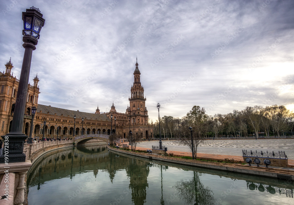 Naklejka premium Seville Spanish Plaza