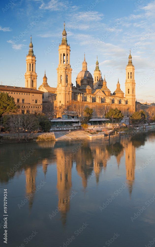 Zaragoza - The cathedral Basilica del Pilar at dusk.