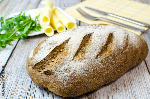 Naturally leavened spelt bread