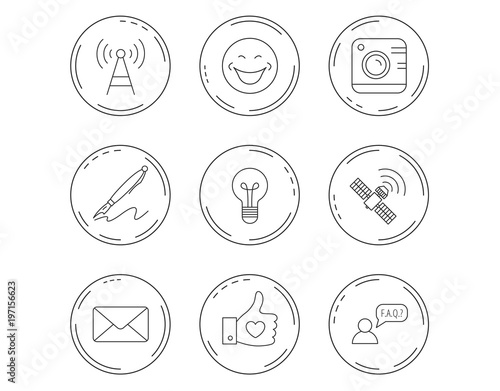 Mail, photo camera and lightbulb icons.