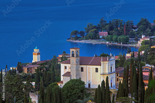 Gardone Riviera, panorama con parrocchiale photo