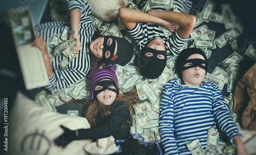 children's Bank robbery photo