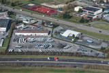 vue aérienne de la zône industrielle des Mureaux dans les Yvelines en France