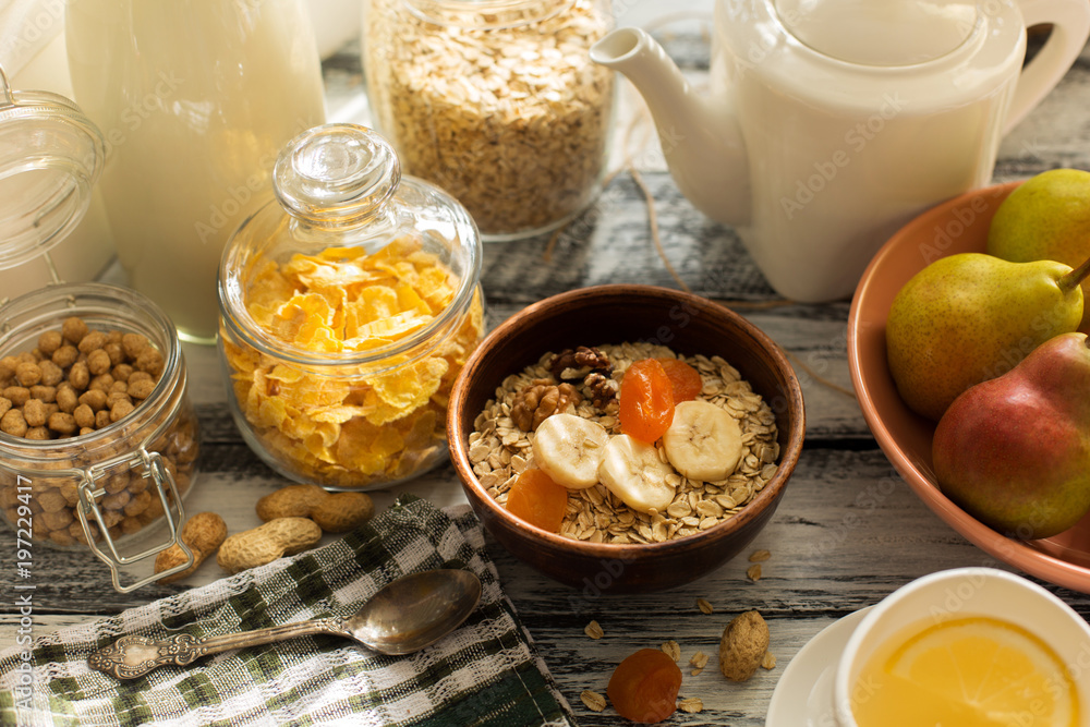 Composition of a healthy breakfast A delicious diet. Morning porridge. Useful food Composition of a healthy breakfast A delicious diet. Morning porridge. Useful food