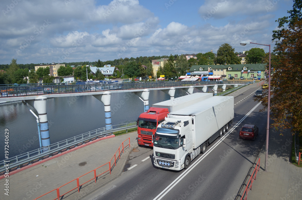 Ciężarówki - transport drogowy/Trucks - road transport, Augustów, Podlasie, Poland - obrazy, fototapety, plakaty 